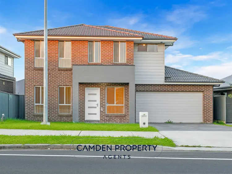 30 Holden Drive