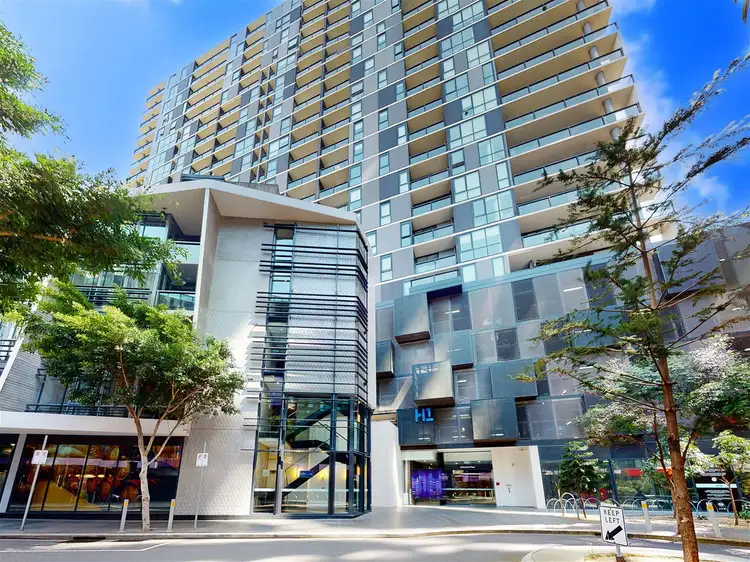 807/8 Marmion Place, Docklands VIC 3008