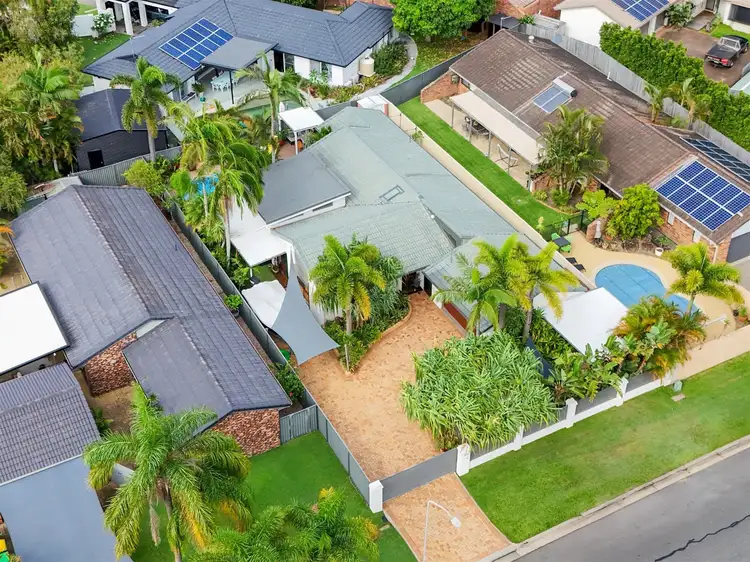 34 Thompson Street, Biggera Waters QLD 4216