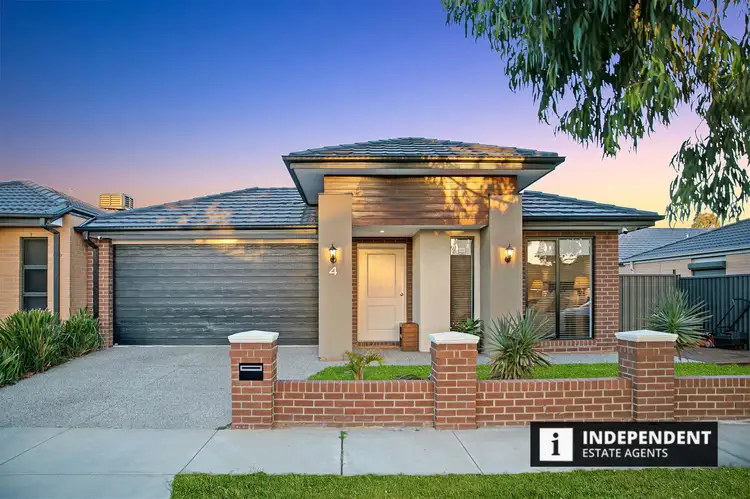 4 Macalister Grove, Cobblebank VIC 3338