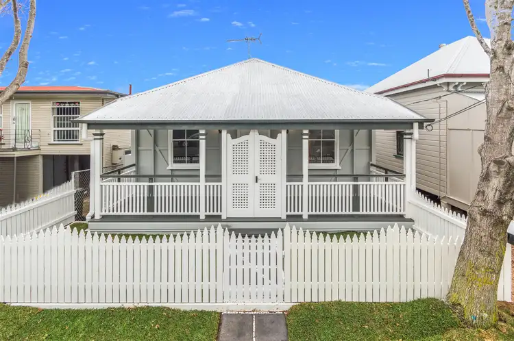 46 Broadway Street, Woolloongabba QLD 4102