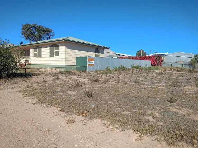 12 Tonkin St, Ceduna SA 5690