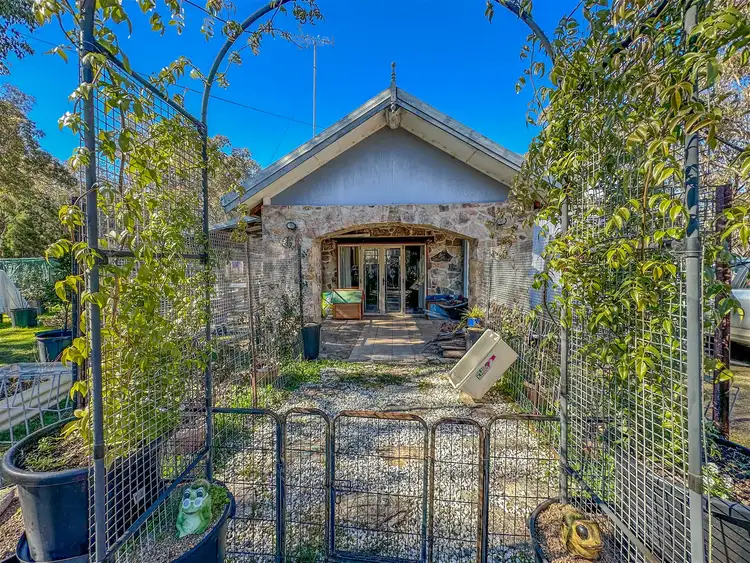 688 Mount Hutton Road, Stanthorpe QLD 4380