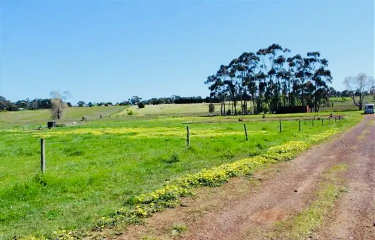 Second view of Homely rural property listing, 1/51 Petschels Lane, Hamilton VIC 3300