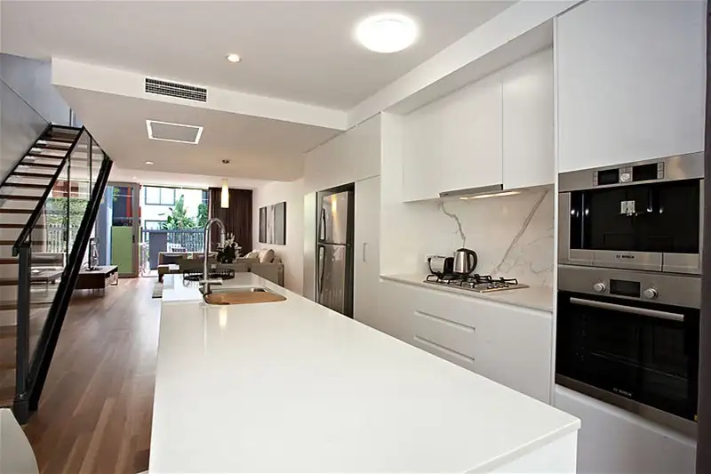 Main view of Homely townhouse listing, 15e/46 Merivale St, South Brisbane QLD 4101
