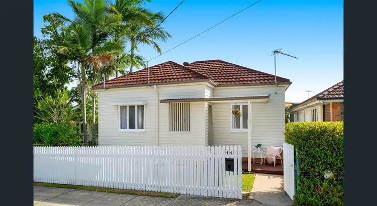 11 Susan Street, Greenslopes QLD 4120