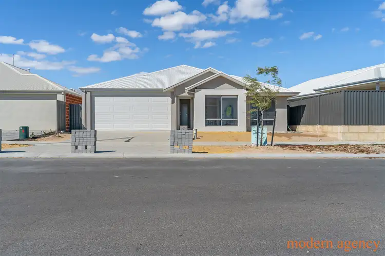 51 Angalore Rd, Madora Bay WA 6210