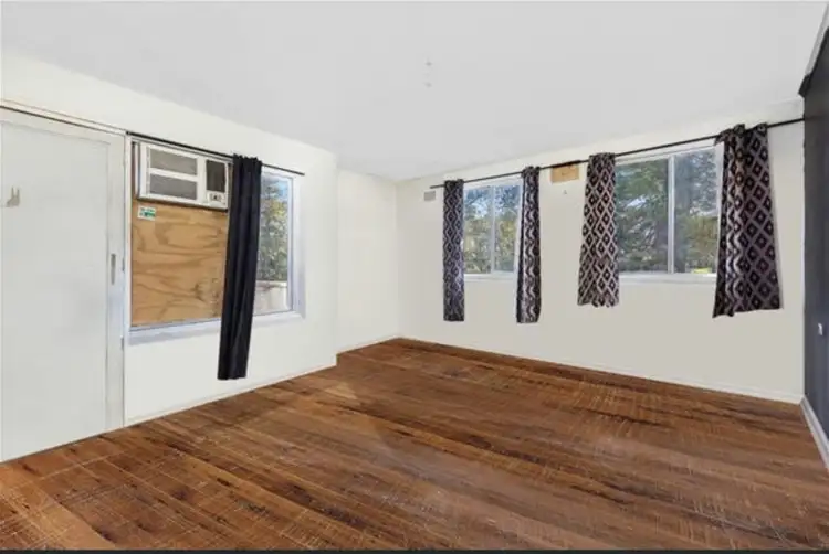 142 BANKS ROAD, Miller NSW 2168