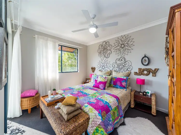 9/31 middle st, Labrador QLD 4215