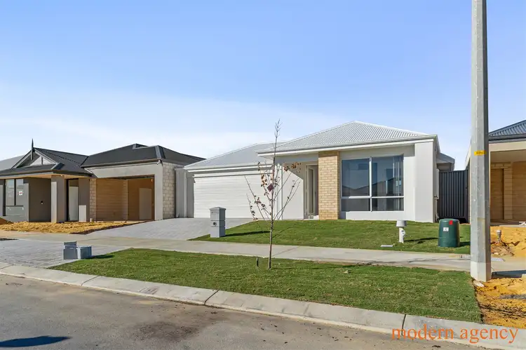 33 Orchardleigh Boulevard, Lakelands WA 6180