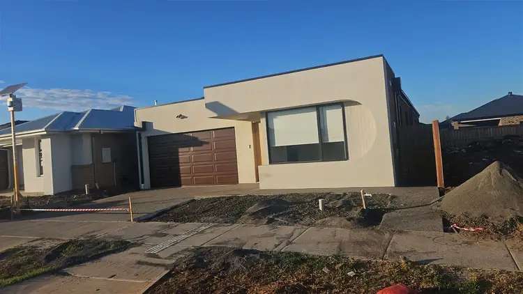 27 Councillor Drive, Weir Views VIC 3338