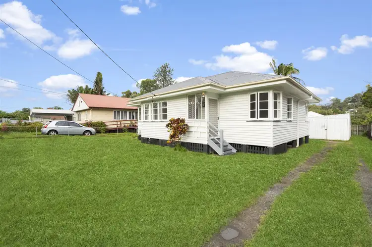 91 Roscoe Street, Holland Park West QLD 4121