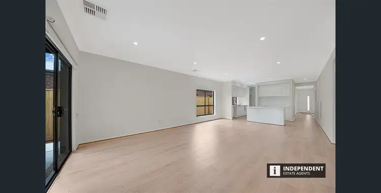 Second view of Homely house listing, 7 Belle-Flur way, Brookfield VIC 3338