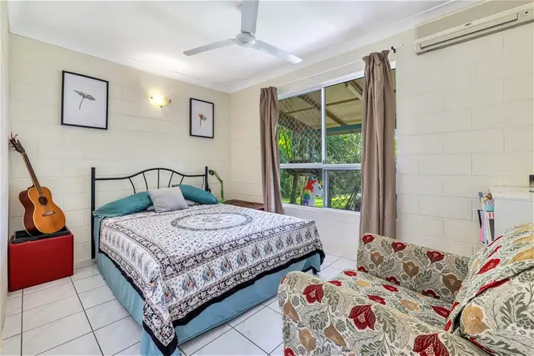 Fifth view of Homely house listing, 2 Pell Ct, Moulden NT 830