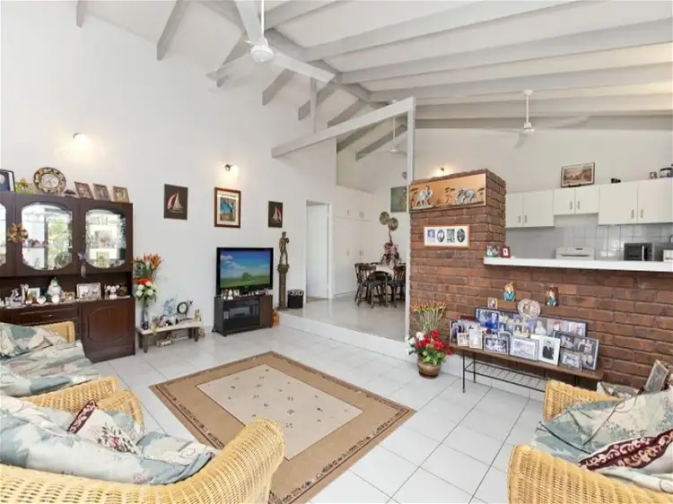 Second view of Homely semi-detached listing, 1/17 Gotham St, Leanyer NT 812