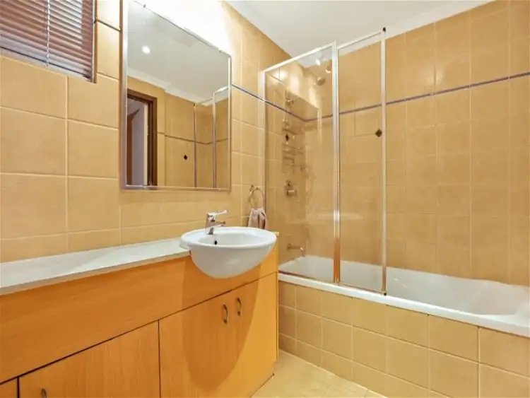 Seventh view of Homely apartment listing, 19/9 Dinah Ct, Stuart Park NT 820