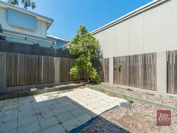 Fourth view of Homely townhouse listing, 6/127 Ekibin Road, Annerley QLD 4103