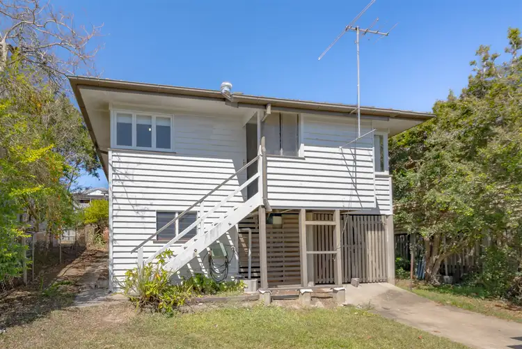 9 Dalma Street, Norman Park QLD 4170