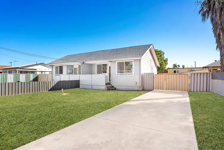 Main view of Homely block of units listing, 5A & 5B Euryalus Road, Utakarra WA 6530