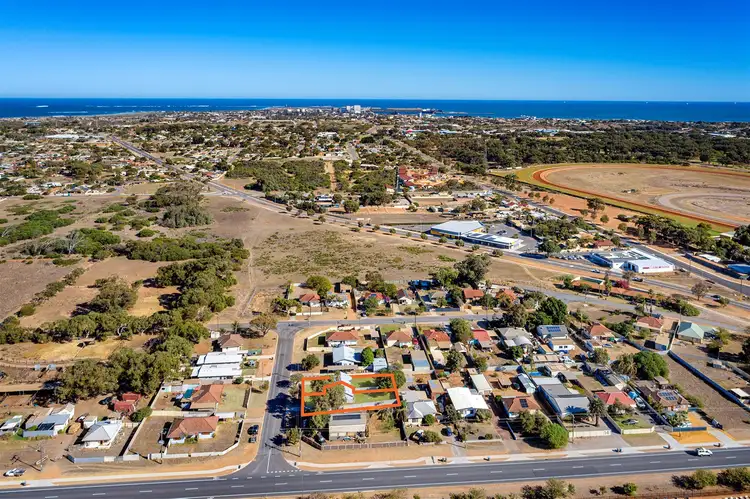 Fifth view of Homely block of units listing, 5A & 5B Euryalus Road, Utakarra WA 6530