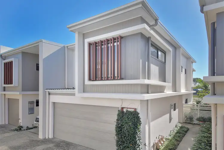 3/33 Sickle ave, Hope Island QLD 4212