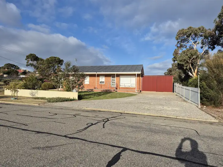 19 LAWSON STREET, Victor Harbor SA 5211