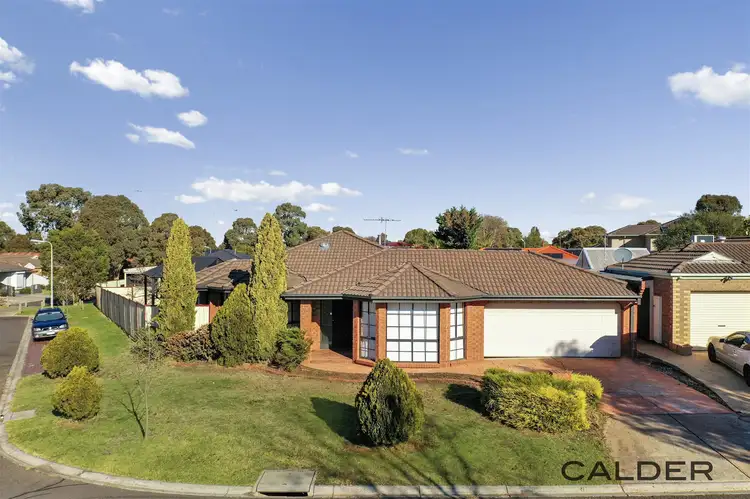 11 Alexander Close, Delahey VIC 3037