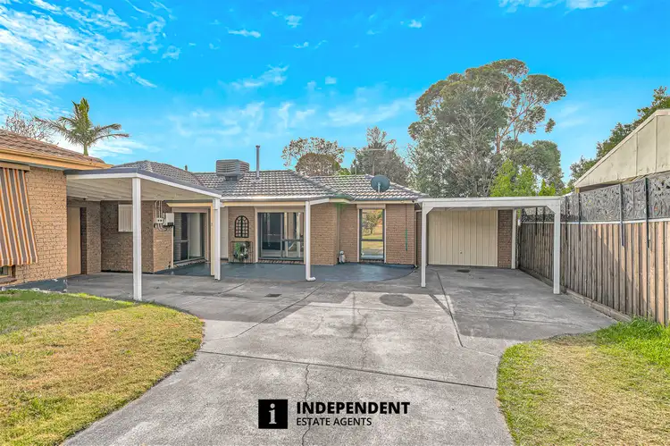 Fifth view of Homely house listing, 2/3 Cranbourne Drive, Cranbourne VIC 3977