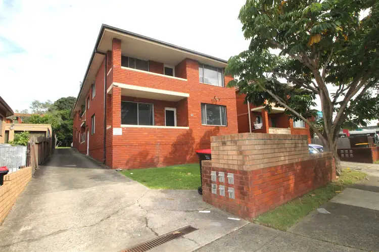 4/23 Chapel Street, Roselands NSW 2196