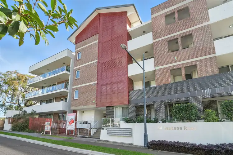 18/54 Santana Road, Campbelltown NSW 2560