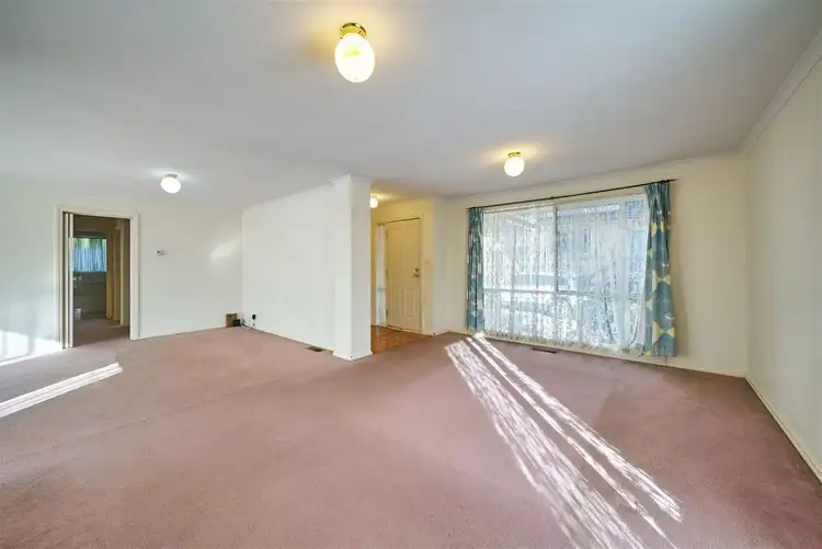 Second view of Homely unit listing, 2/11 Taronga Ct, Nunawading VIC 3131