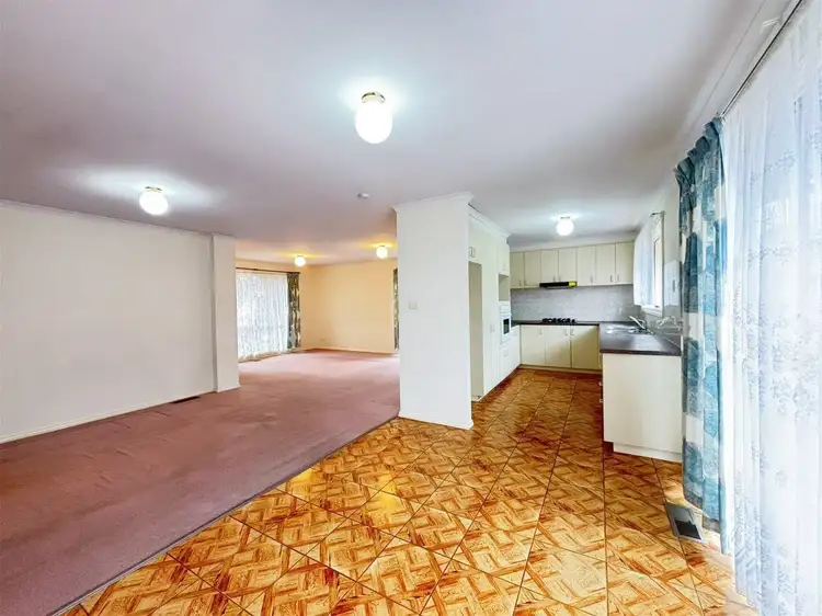Third view of Homely unit listing, 2/11 Taronga Ct, Nunawading VIC 3131