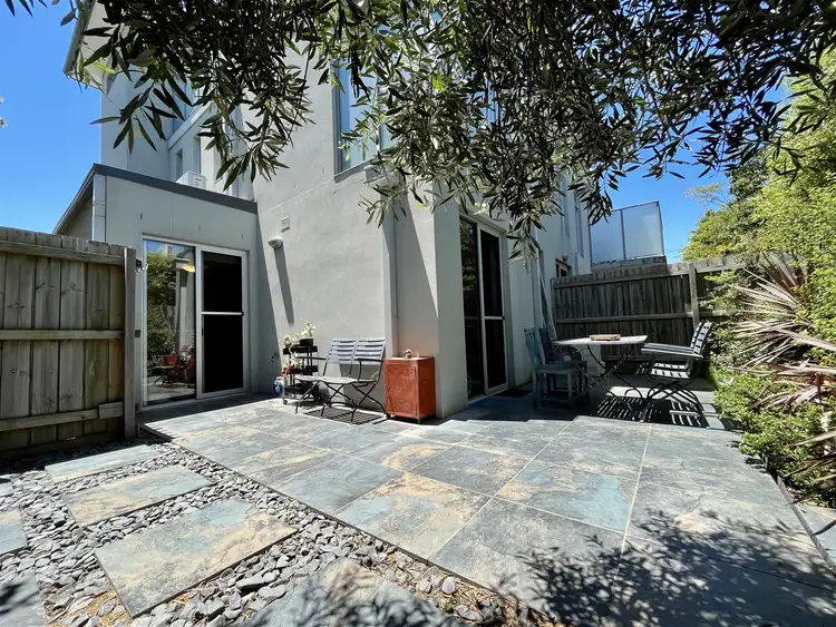 3/237 Hampton St, Hampton VIC 3188