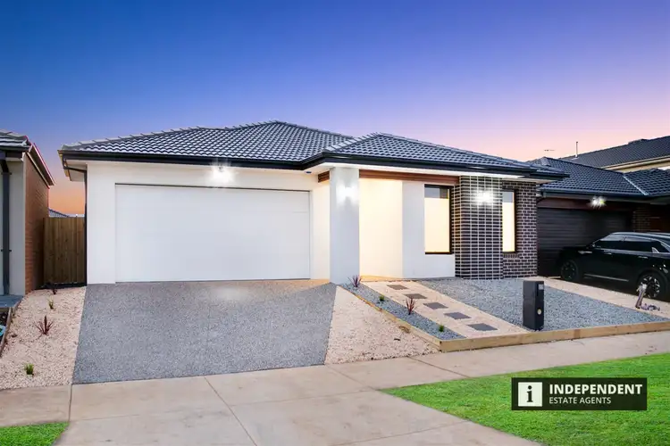 Second view of Homely house listing, 27 Saltgrass Avenue, Tarneit VIC 3029