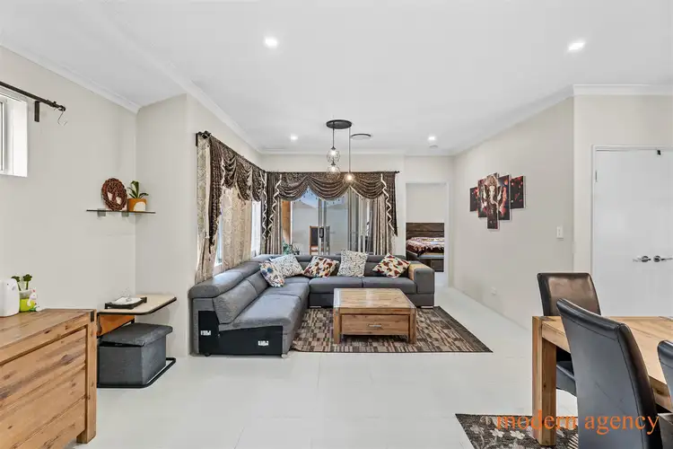Fifth view of Homely house listing, 30 Sweetgum Way, Piara Waters WA 6112