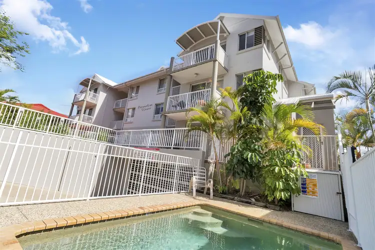 7 ILLAWONG ST, Surfers Paradise QLD 4217