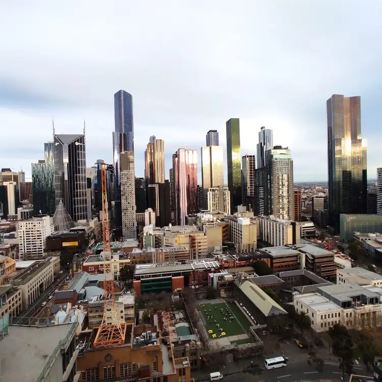 2611/33 Mackenzie St, Melbourne VIC 3000