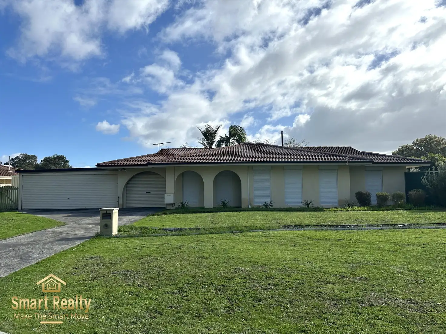 Main view of Homely house listing, 5 Cedar Way, Maddington WA 6109