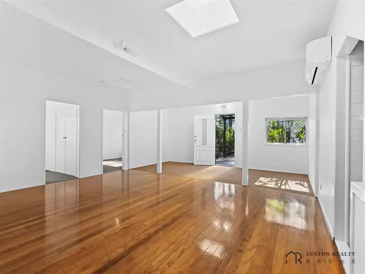Fifth view of Homely house listing, 4 Raymond Ave, Bundall QLD 4217