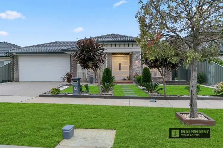 14 Timbarra Chase, Cobblebank VIC 3338