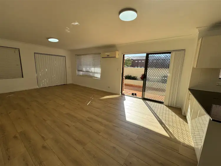 3/105 Castlereagh Street, Liverpool NSW 2170