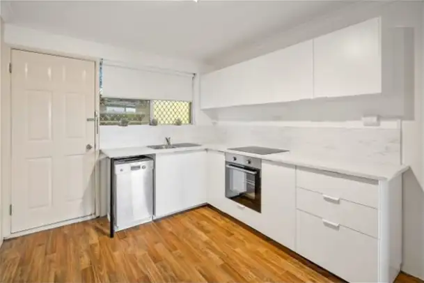 Third view of Homely unit listing, 4/96 Victoria Terrace, Greenslopes QLD 4120
