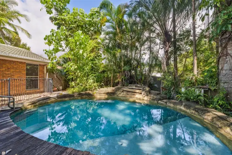 21 Whitian Drive, Carrara QLD 4211