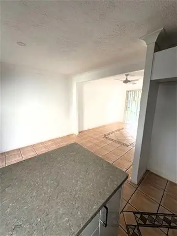 Fifth view of Homely townhouse listing, 26/2-10 coolgardie street, Elanora QLD 4221