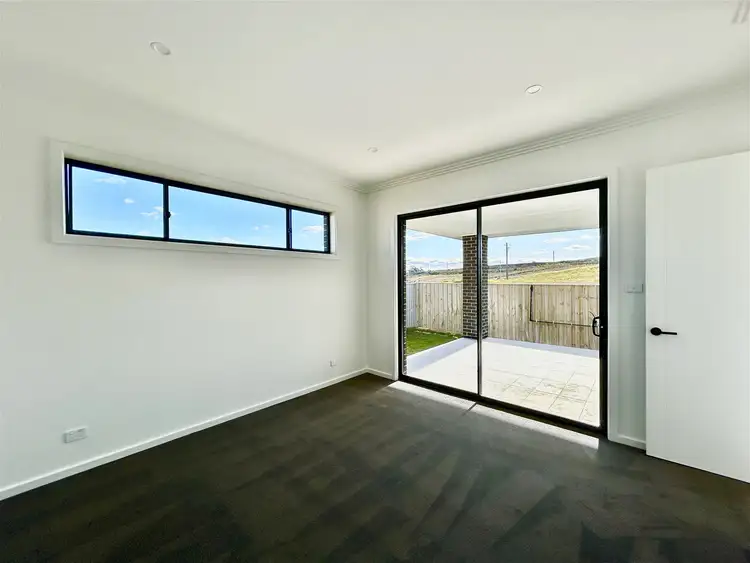 Fifth view of Homely house listing, 212 Biscay Cct, Menangle Park NSW 2563