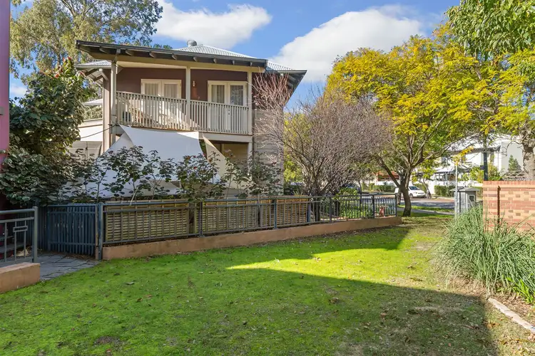 8 Hebe Lane, Woodbridge WA 6056