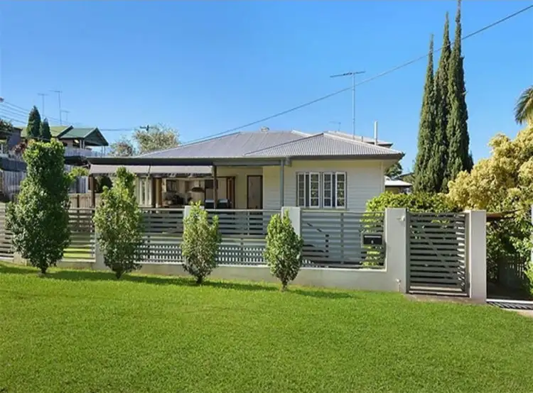 Main view of Homely house listing, 2 Corn St, Holland Park West QLD 4121