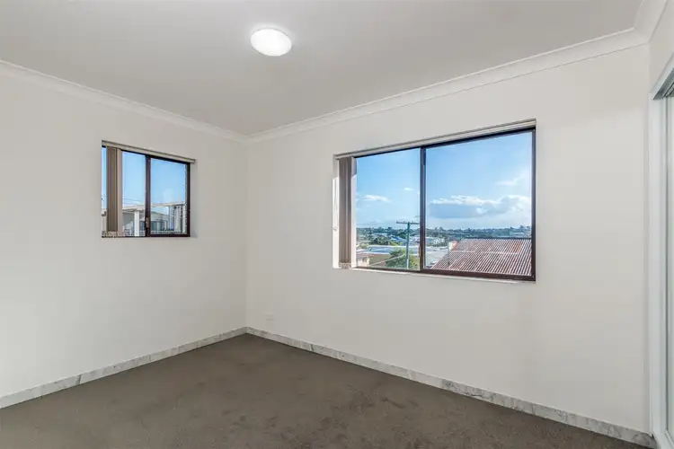 Fifth view of Homely unit listing, 3/30 Vine Street, Greenslopes QLD 4120
