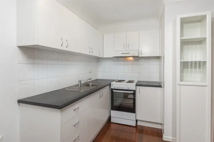 Main view of Homely unit listing, 3/96 Ridge Street, Greenslopes QLD 4120
