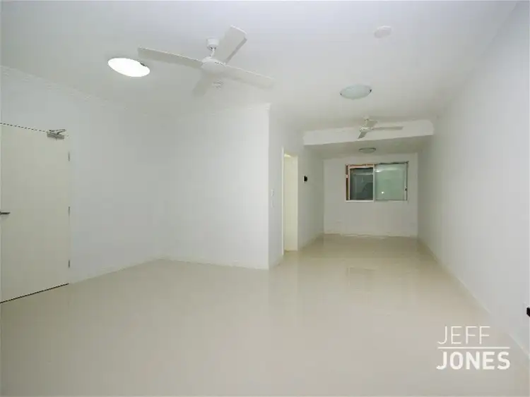 Fourth view of Homely studio listing, 4/12 Old Cleveland Road, Greenslopes QLD 4120
